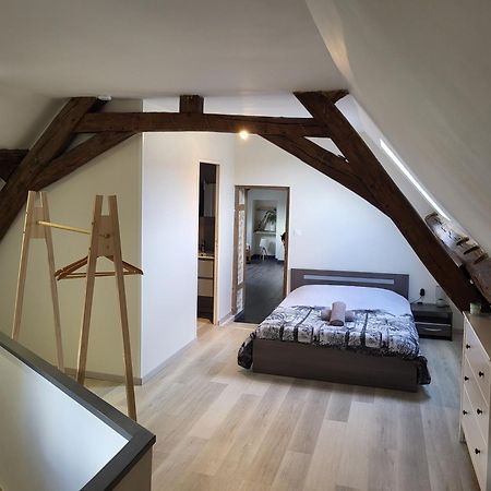 Appartement Au Pied Du Circuit De Magny-Cours Dış mekan fotoğraf
